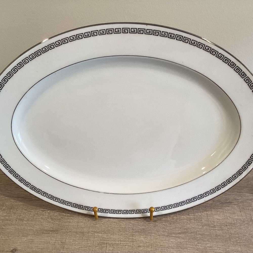 Crown Empire Marquis Platter